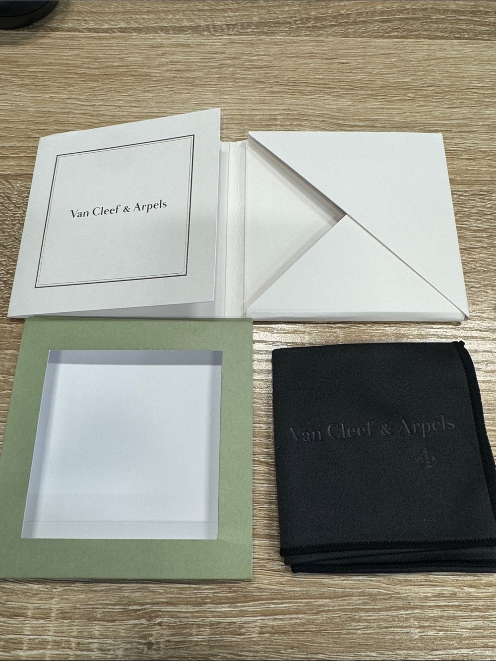 Van Cleef & Arpels Black Cleaning Cloth